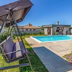 Beautiful Home In Pula פולה