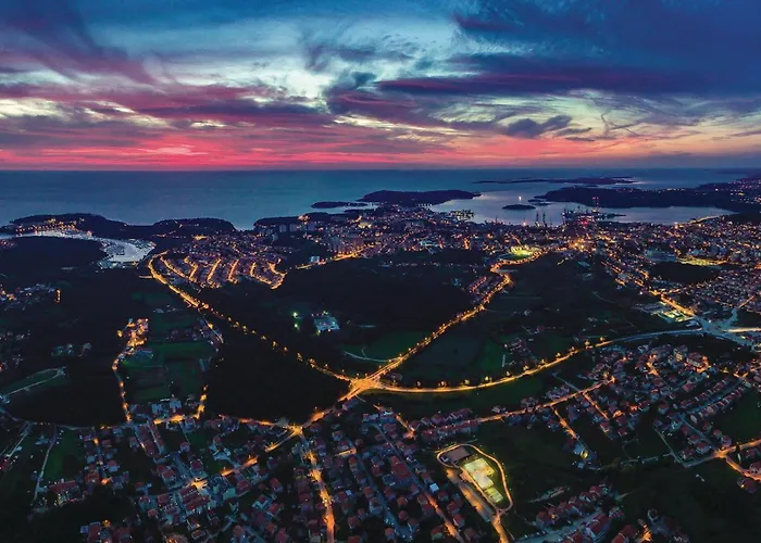 Дом отдыха Cozy In With Wifi *