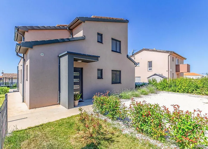 Cozy In With Wifi Holiday home